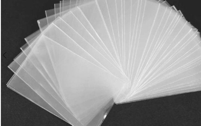 100 Sleeves Protectoras Para Tarjetas - ZonaTCG